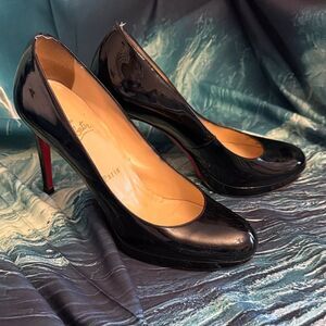 Authentic Christian Louboutin Black Patent Round Toe Pumps with Red Bottom